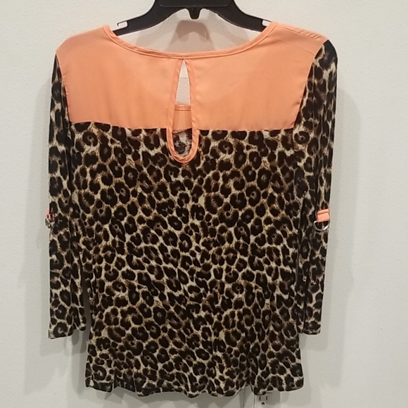 Top - Picture 3 of 4